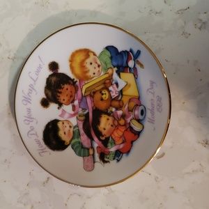 Avon 1992 Mother's day plate